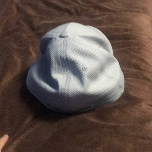 Hat - Picture 3 of 3